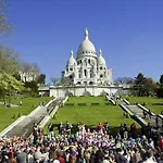 Апартаменты Little Sacre-coeur Nest ! Париж